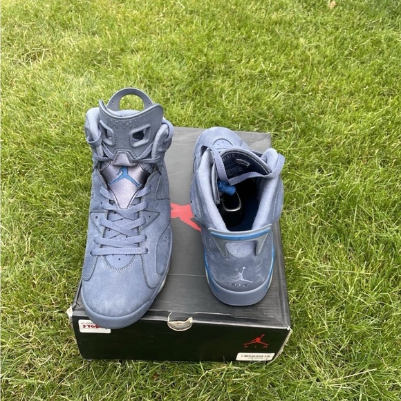 Jordan 6, size 11 with OG box. - Picture 4 of 8